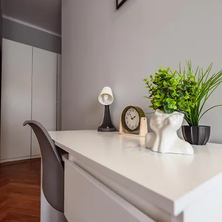 Room8 By Prime * Krakau